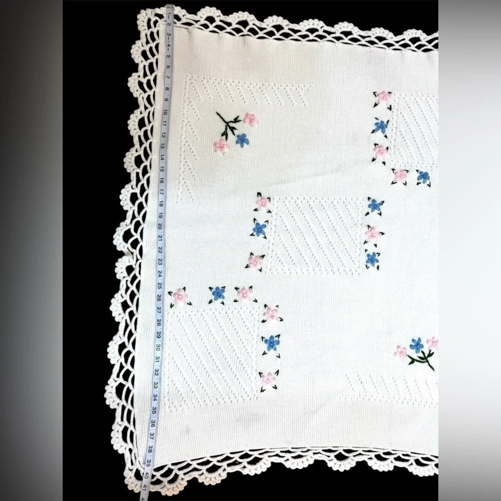Handmade Dainty White Floral Crocheted and Embroidered Blanket /Throw VTG